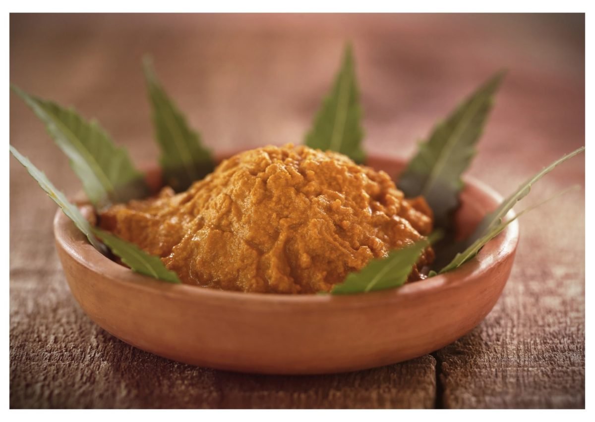 neem-and-turmeric-1200x852.jpg