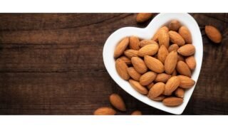 almonds almonds